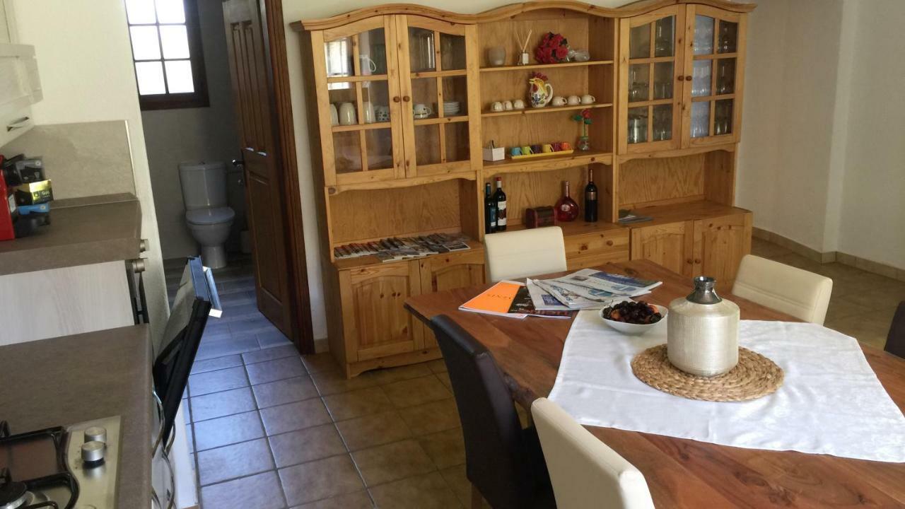 Ferienwohnung Rustico Ai Monti Cadenazzo Exterior photo